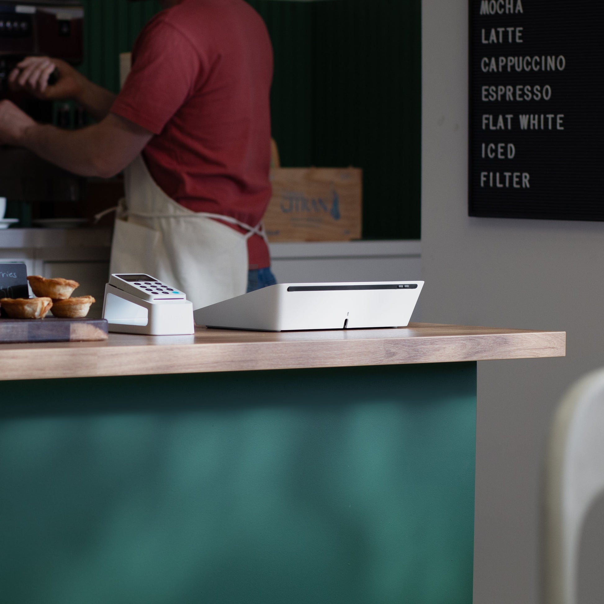 Bouncepad Link Tablet Desk Mount in white