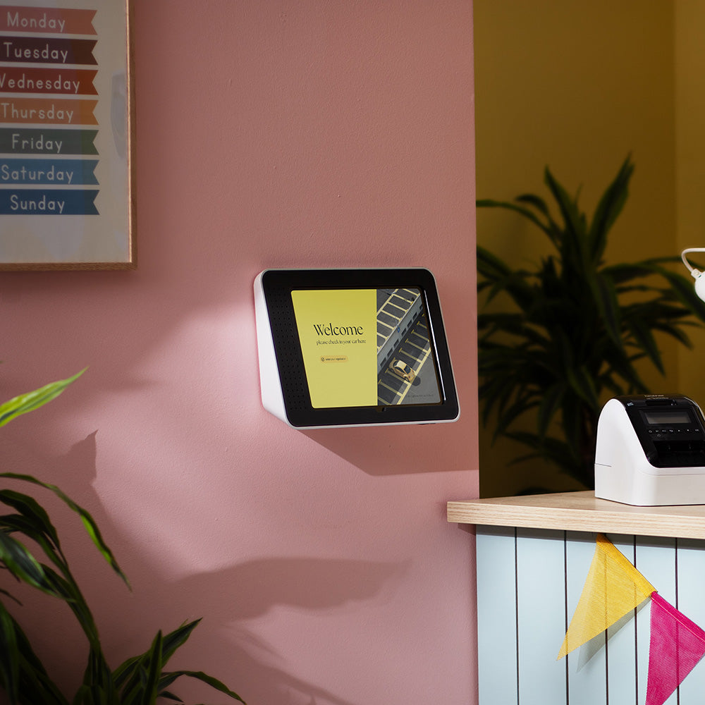 Bouncepad Link Tablet Wall Mount White in white