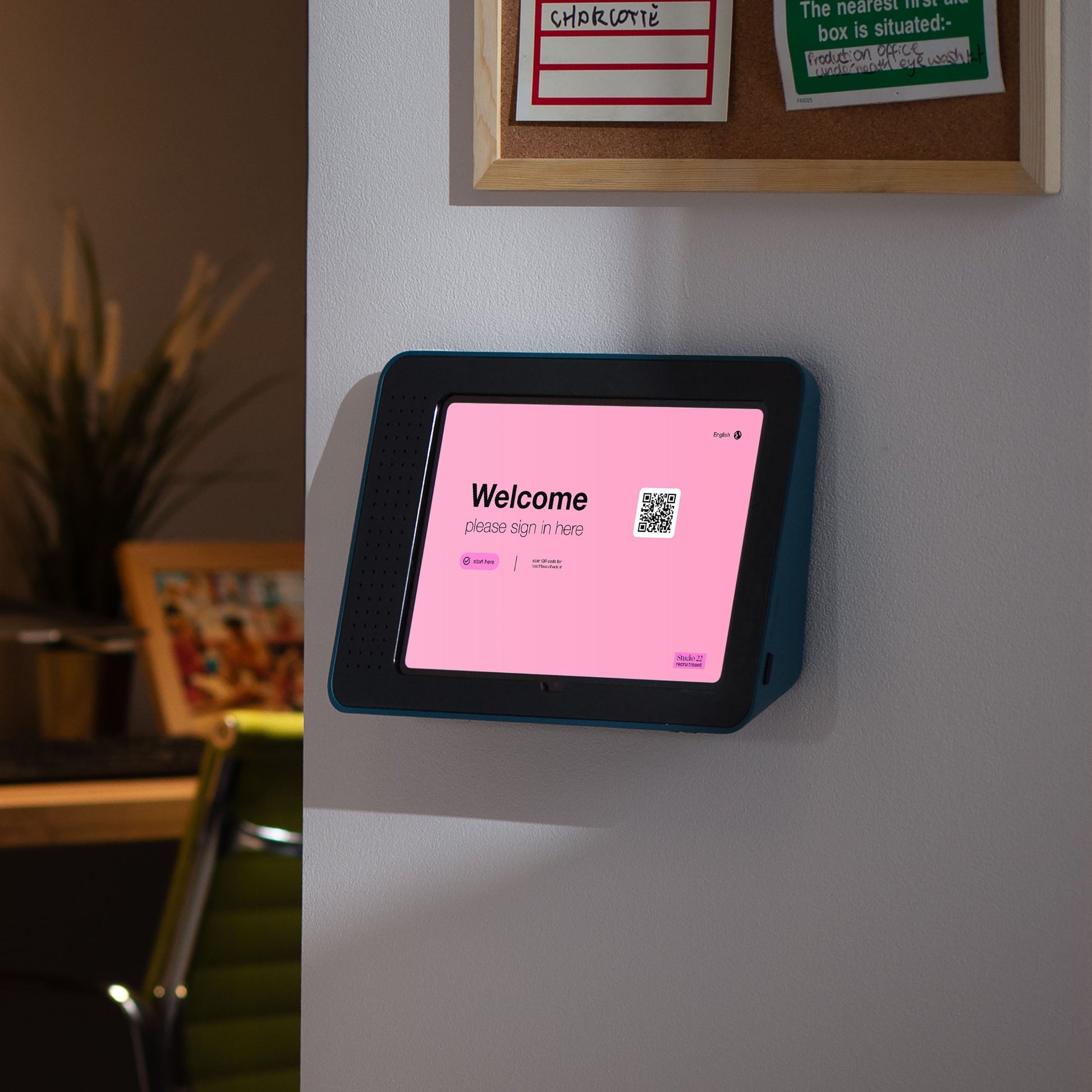 Bouncepad Link Tablet Wall Mount Teal
