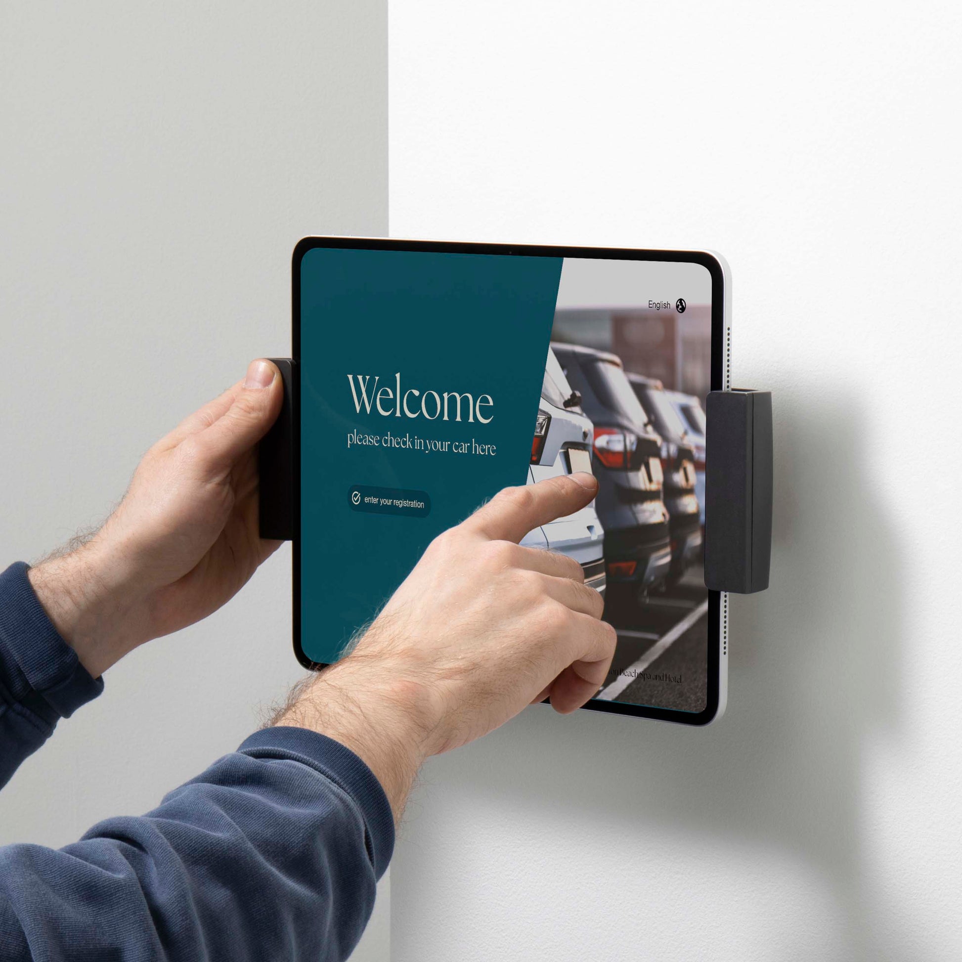 Bouncepad Clip Vesa Tablet Wall Mount in white