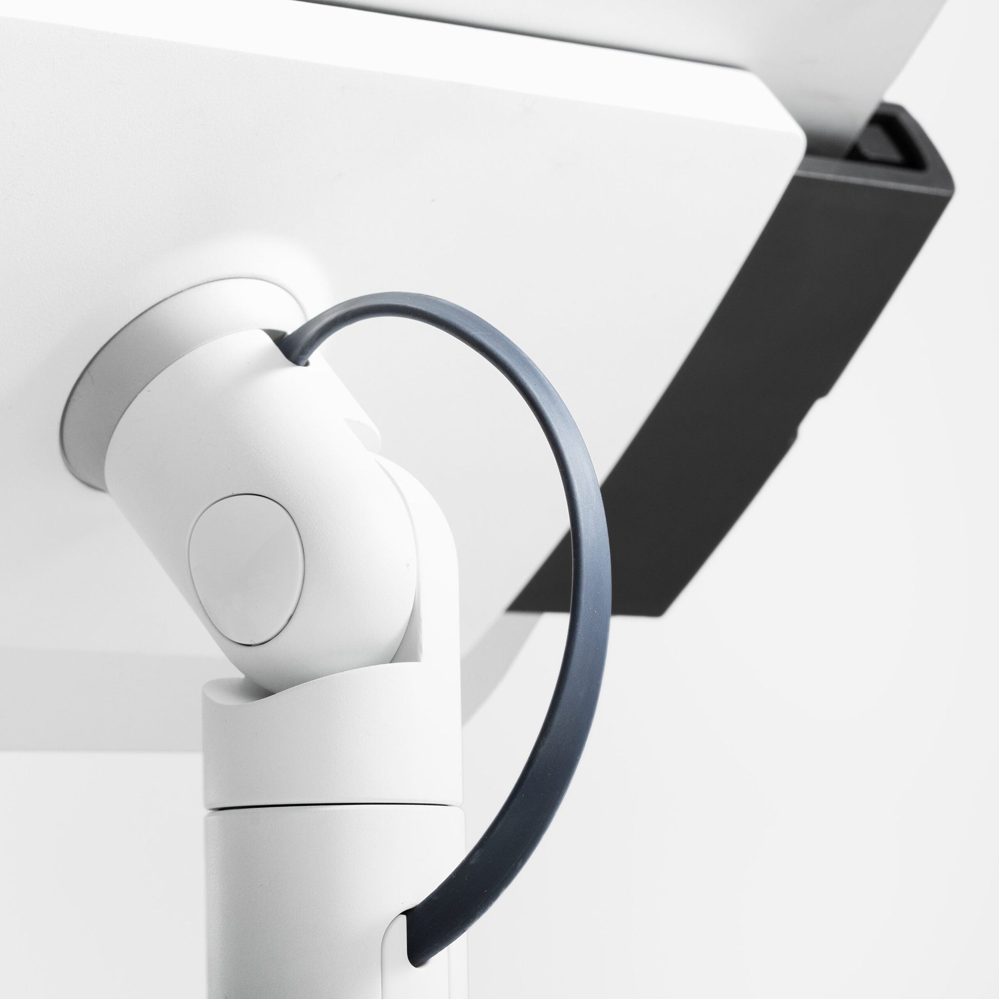 Bouncepad Clip Counter Twist-Mini Tablet Stand in white, cable management, detail view