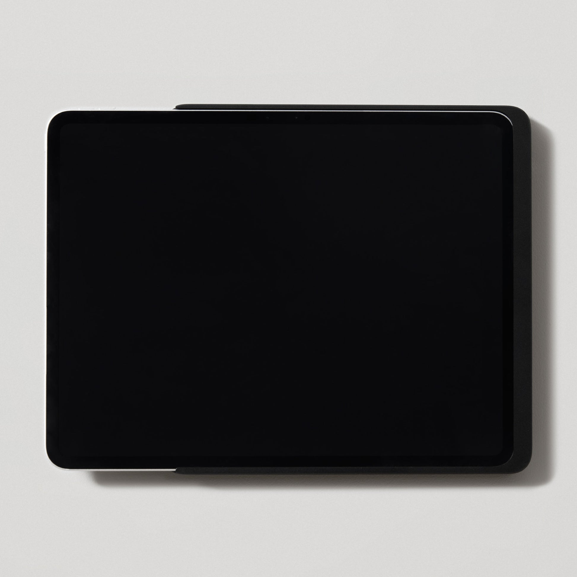 Displine Dame Wall Home 2.0 Premium iPad Wall Mount for iPad Air 13-inch, in black