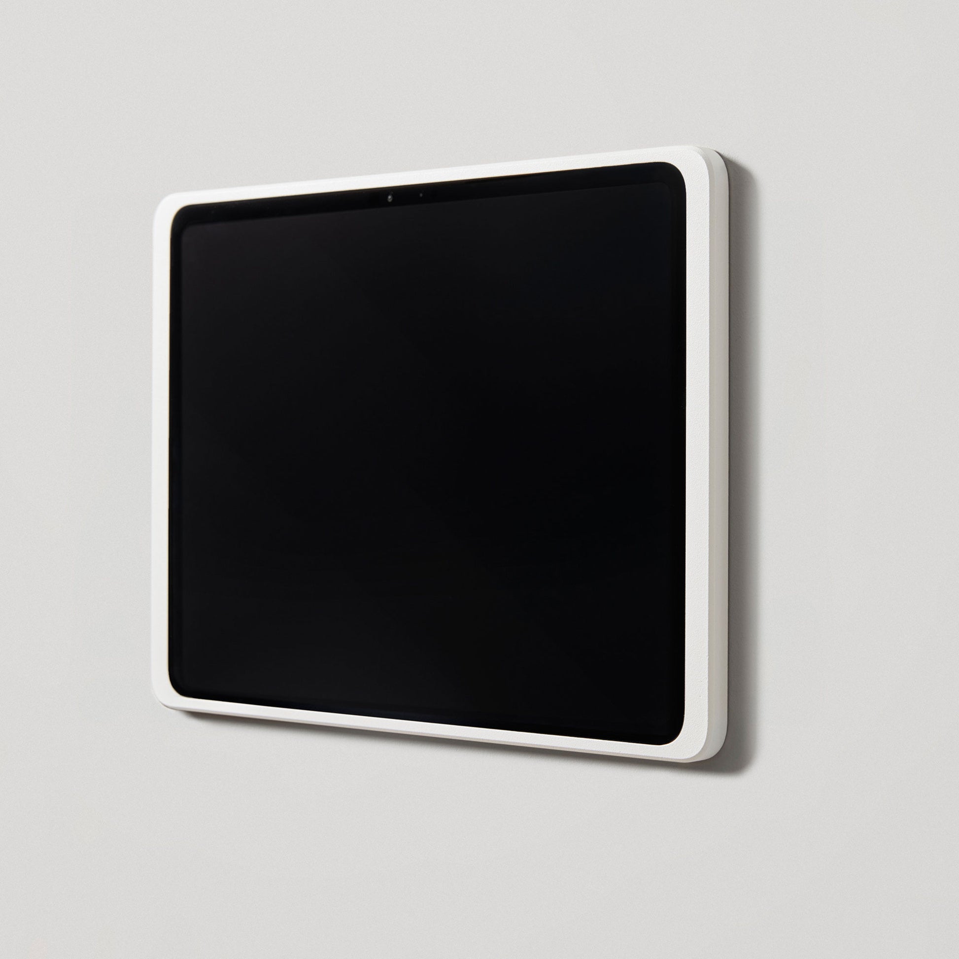 Displine Dame Wall 2.0 Premium iPad Wall Mount for iPad Pro 13-inch, in white