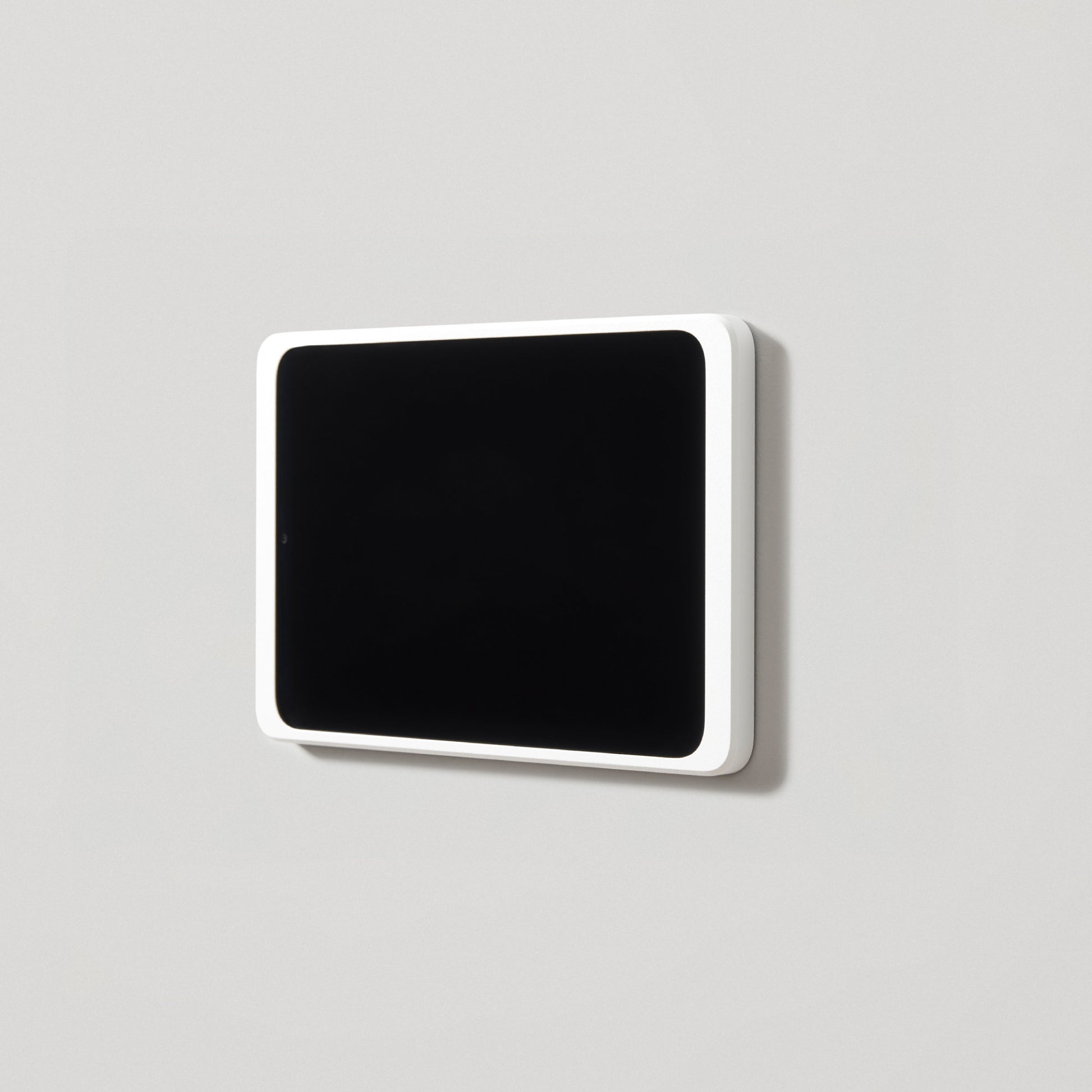 Displine Dame Wall 2.0 Premium iPad Wall Mount for iPad mini 8.3-inch, in white