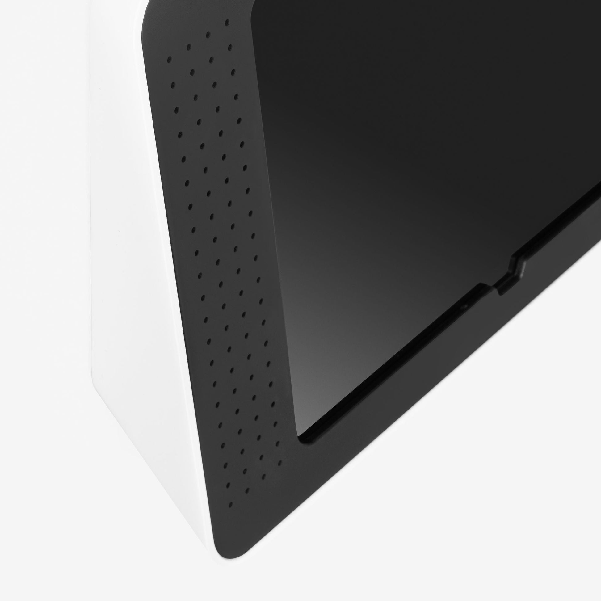 Bouncepad Link Tablet Wall Mount White in white, detail view