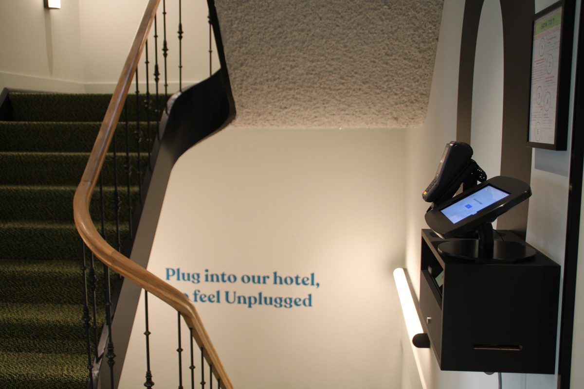 Bouncepad Counter secure free standing tablet kiosk