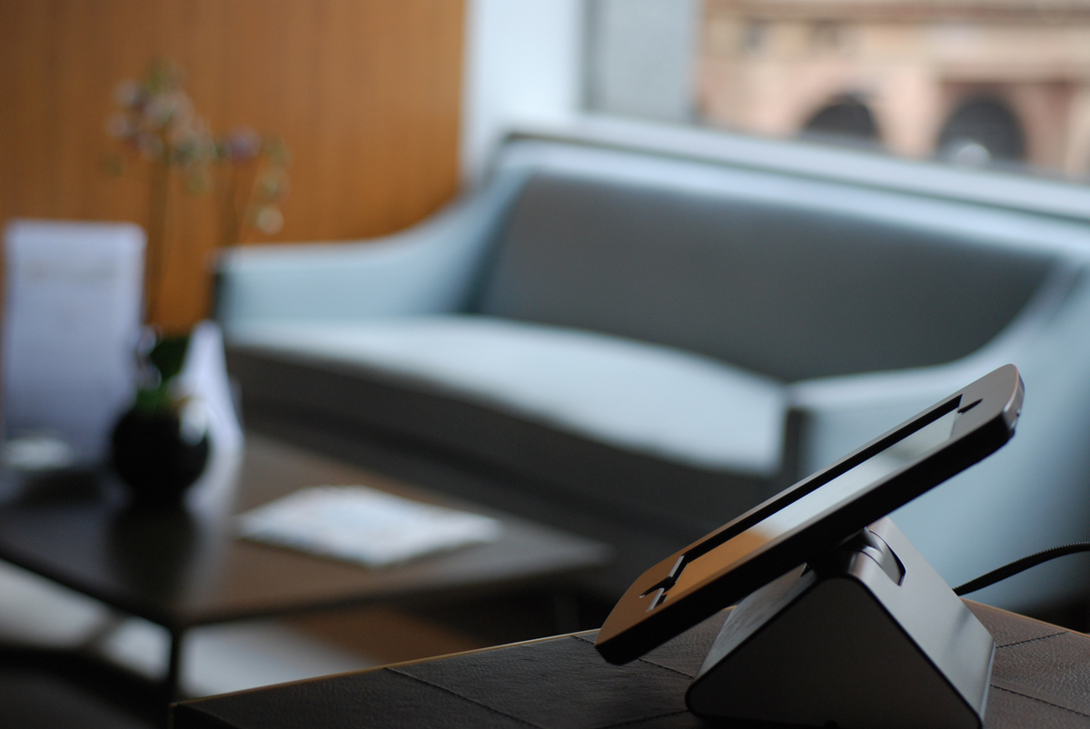 Bouncepad Flip freestanding tablet and iPad kiosk