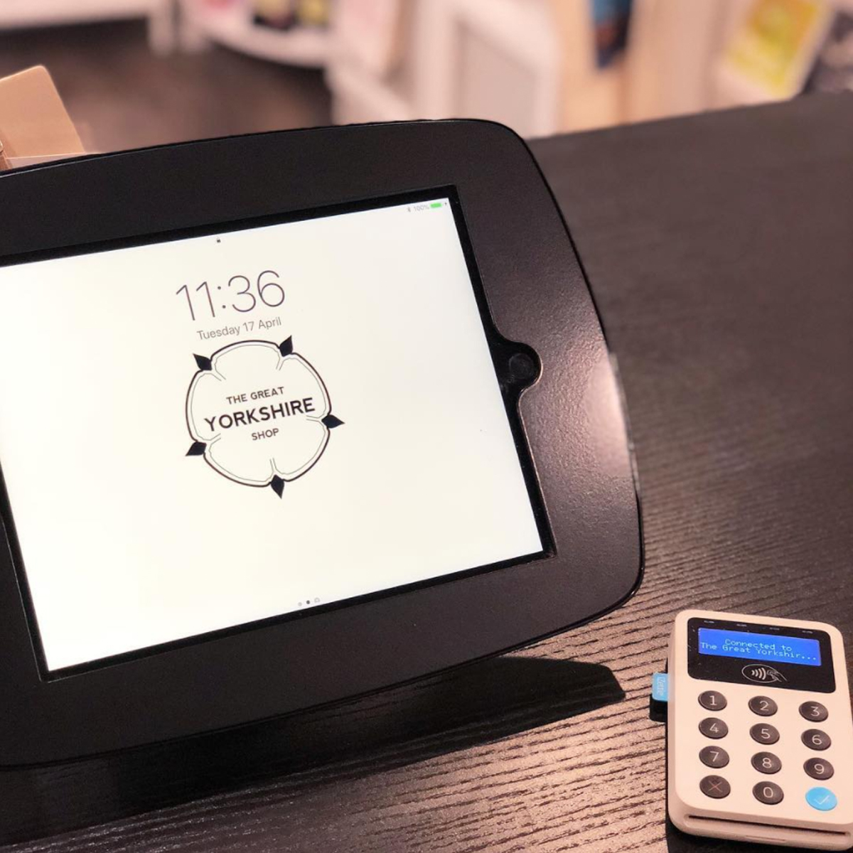 Bouncepad Flip freestanding tablet and iPad kiosk