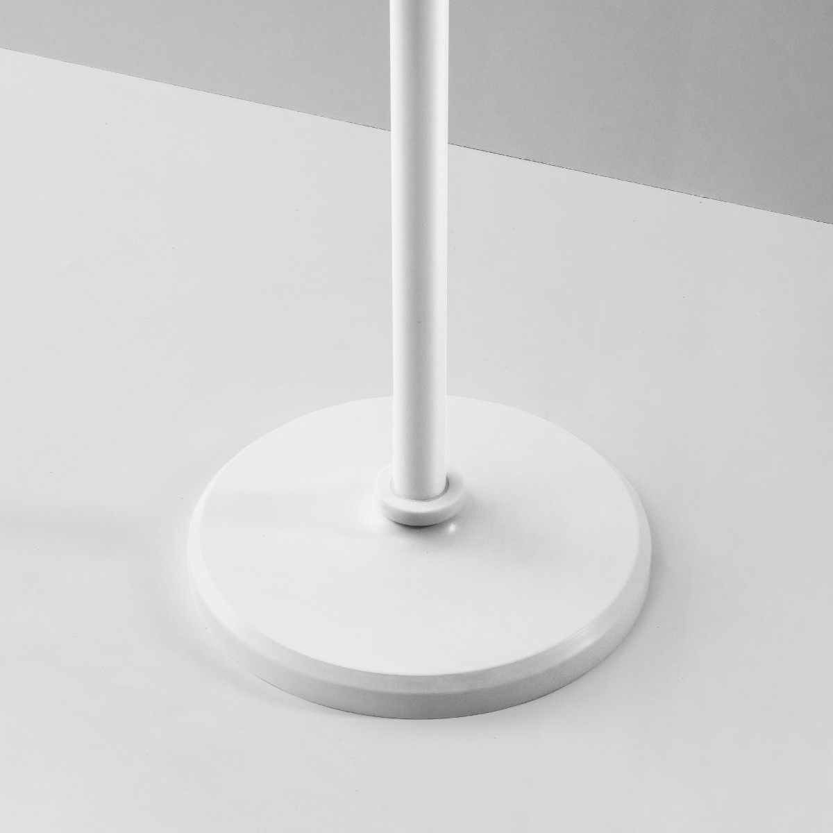 Bouncepad Floorstanding tablet and iPad floor stand