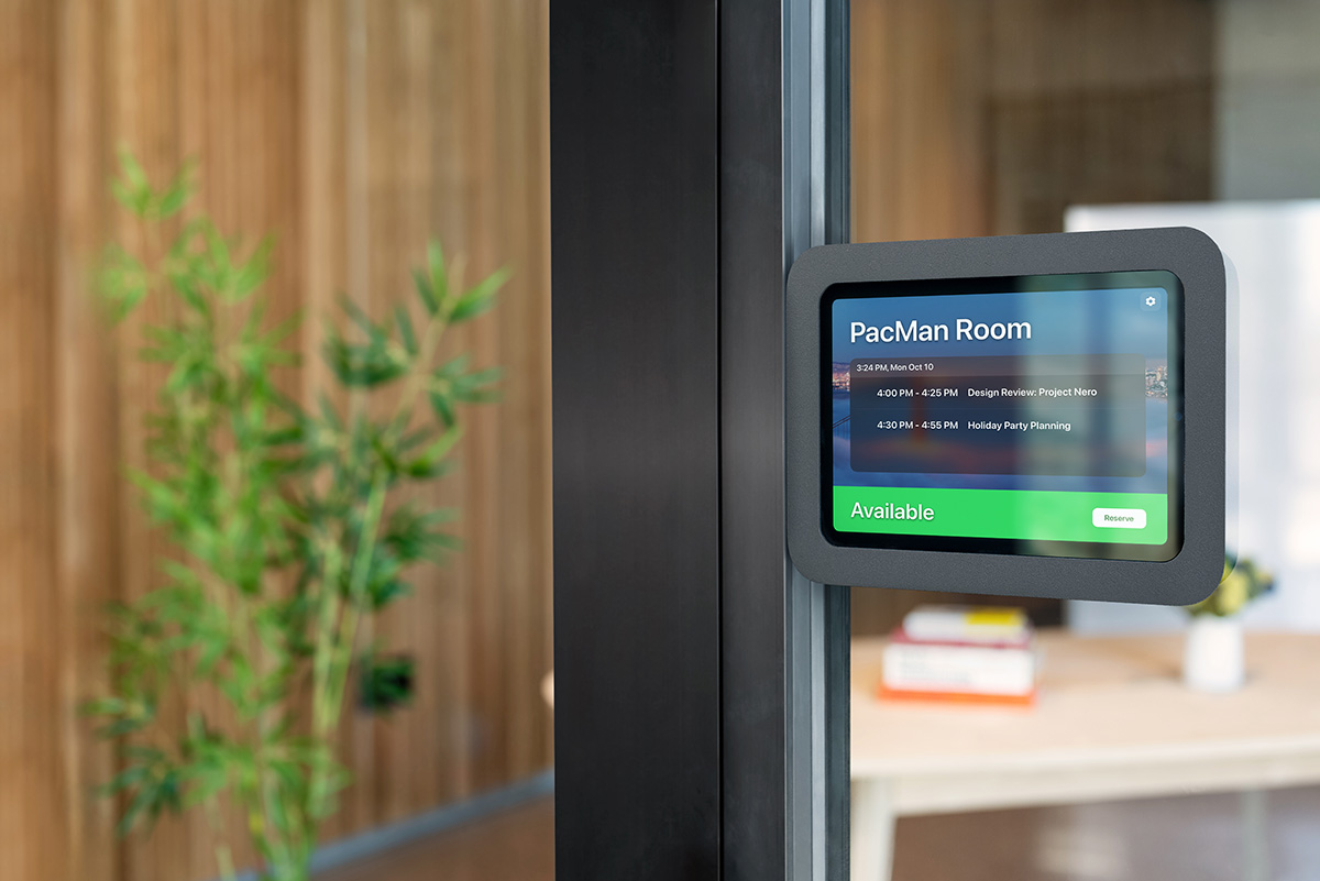 Heckler Room Scheduler Mount: Side Mount for iPad mini 6