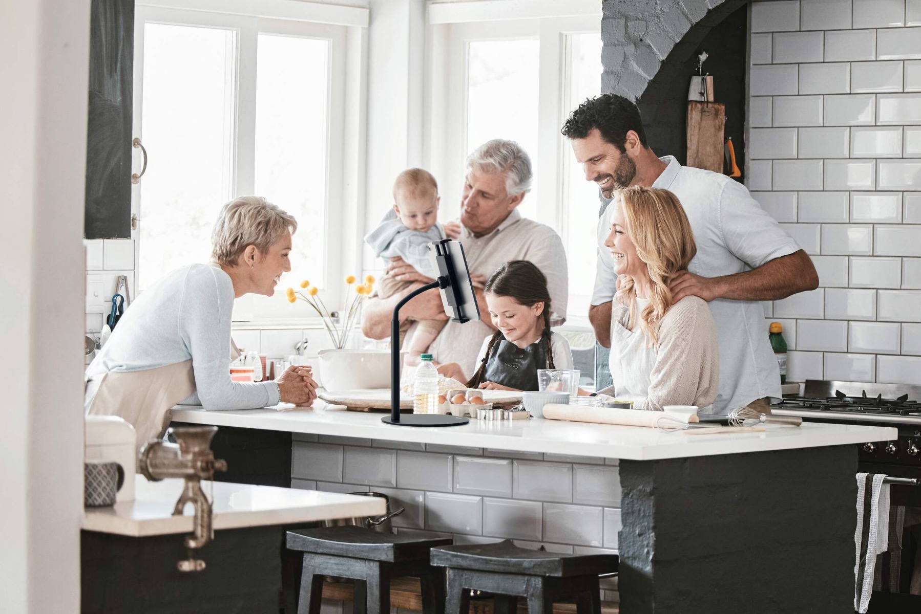 Flexible Table Stand for Tablets with Gooseneck Arm
